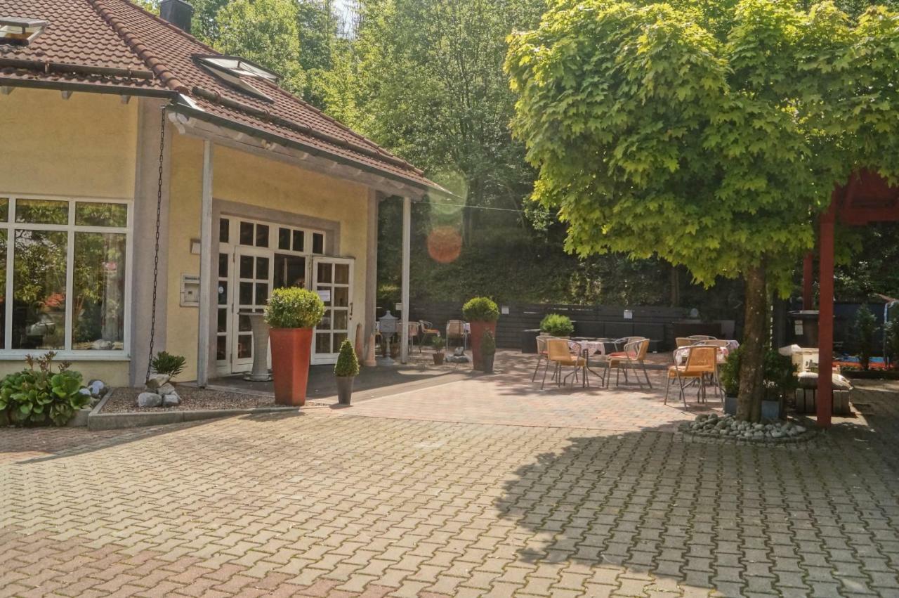 Hotel Postkeller Krumbach Eksteriør billede